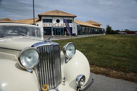 Jaguar Mark IV 14 of 30