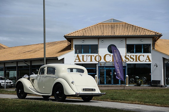 Jaguar Mark IV 7 of 30
