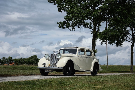Jaguar Mark IV 11 of 30