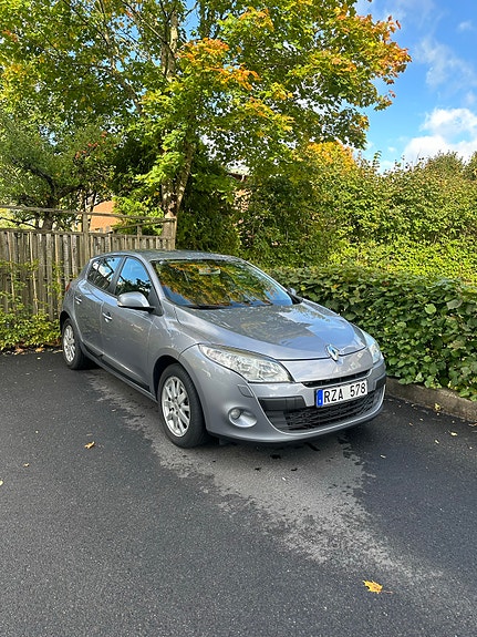 Renault Megane 3 of 6