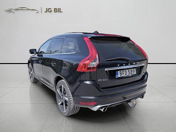 Volvo XC60 3 of 5