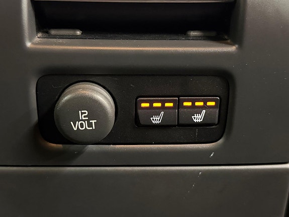 Volvo V70 27 of 30
