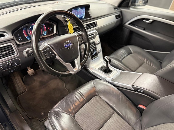 Volvo V70 9 of 30