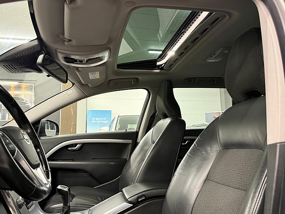 Volvo V70 26 of 30