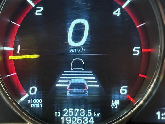 Volvo V70 19 of 30
