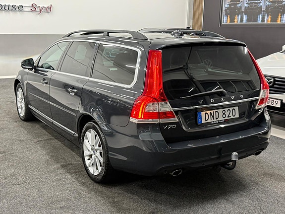 Volvo V70 3 of 30