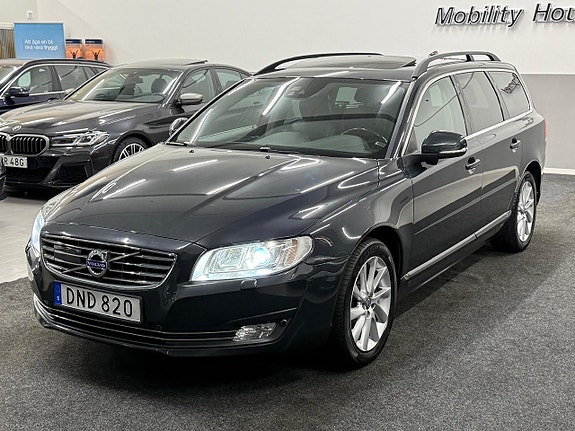 Volvo V70 4 of 30