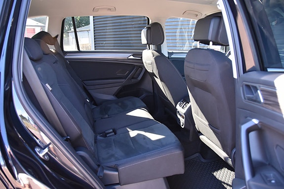 Volkswagen Tiguan Allspace 12 of 20