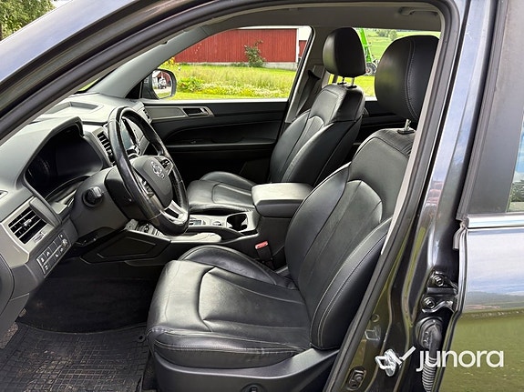 SsangYong Musso 10 of 24