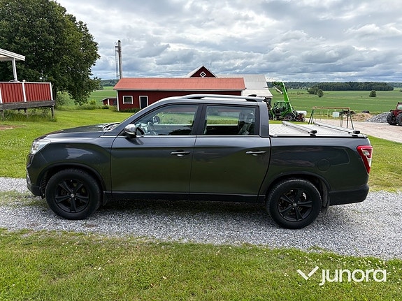SsangYong Musso 2 of 24