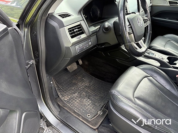 SsangYong Musso 11 of 24