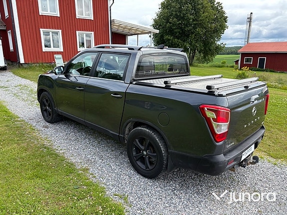 SsangYong Musso 3 of 24