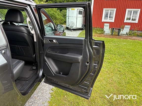SsangYong Musso 16 of 24