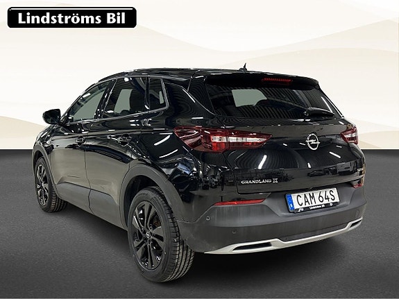 Opel Grandland X 4 of 5