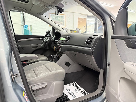 Volkswagen Sharan 16 of 30