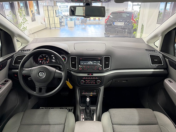 Volkswagen Sharan 24 of 30