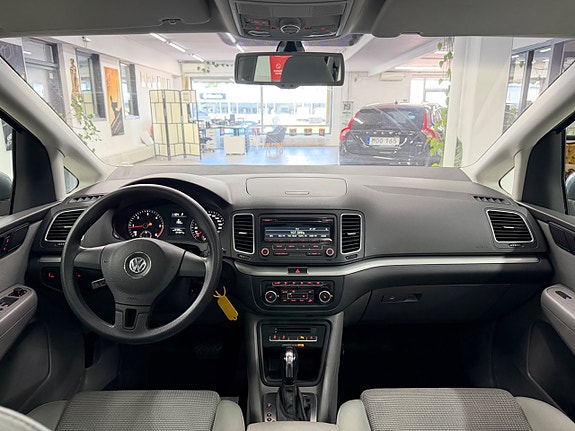 Volkswagen Sharan 25 of 30