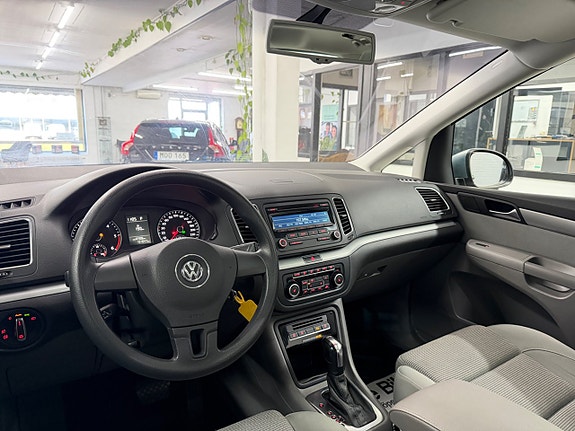 Volkswagen Sharan 28 of 30