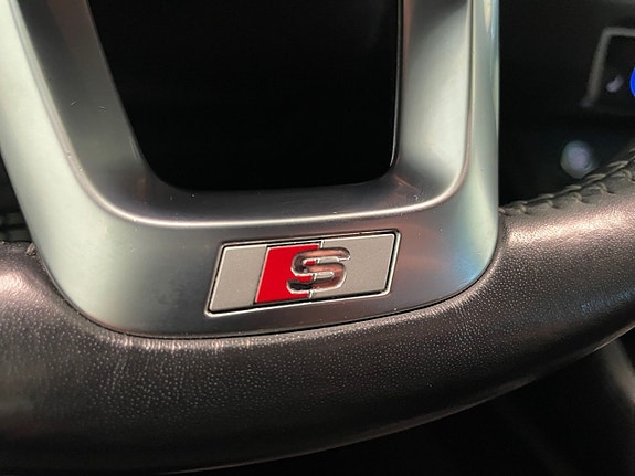 Audi Q3 17 of 21
