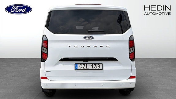 Ford Custom Tourneo 7 of 10
