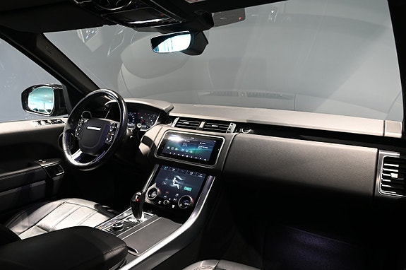 Land Rover Range Rover Sport 14 of 29