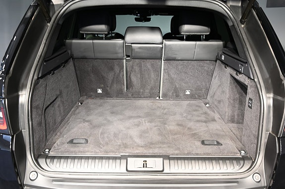 Land Rover Range Rover Sport 23 of 29