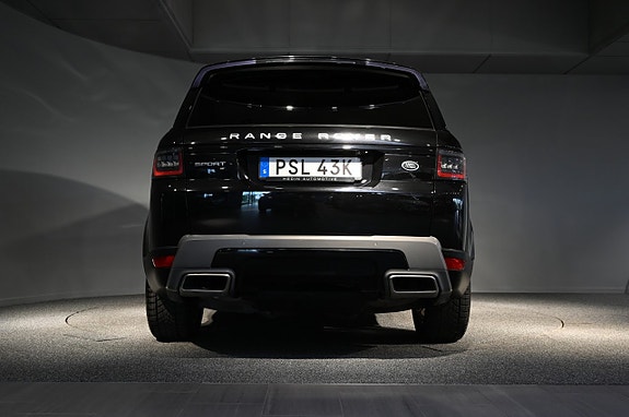 Land Rover Range Rover Sport 5 of 5
