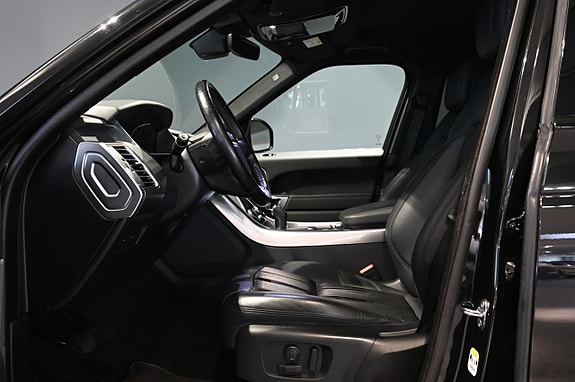 Land Rover Range Rover Sport 13 of 29