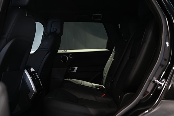 Land Rover Range Rover Sport 15 of 29
