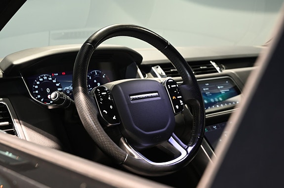 Land Rover Range Rover Sport 17 of 29