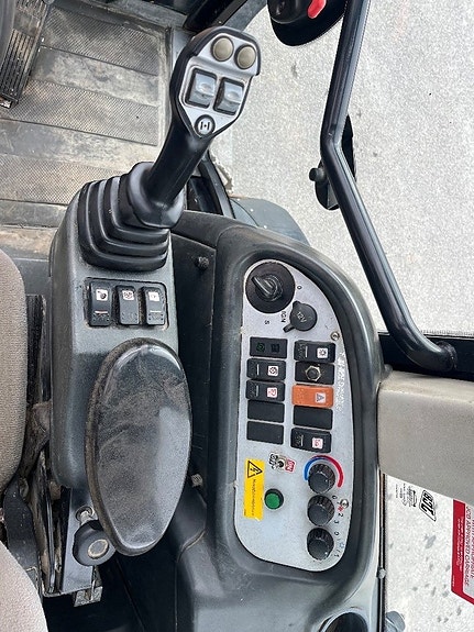 JCB TM 310 S 8 of 9