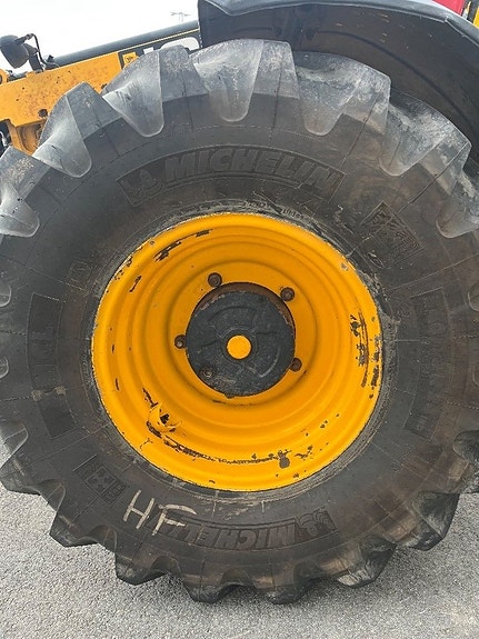 JCB TM 310 S 6 of 9