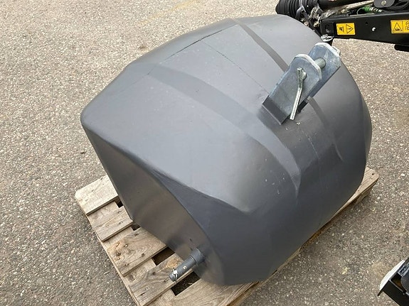 He-Va Frontvikt 800KG trepunktsfäste FL 2 of 2