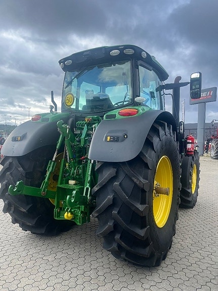John Deere 6215 R Auto Power Premium Ed. 50km/h 3 of 10