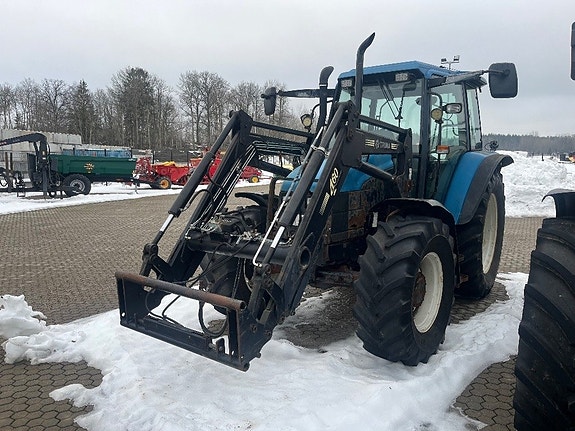 New Holland TS 90 2 of 5