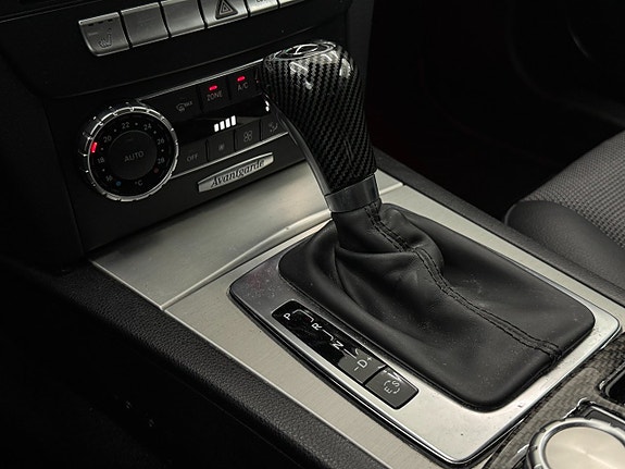 Mercedes-Benz C220 8 of 16