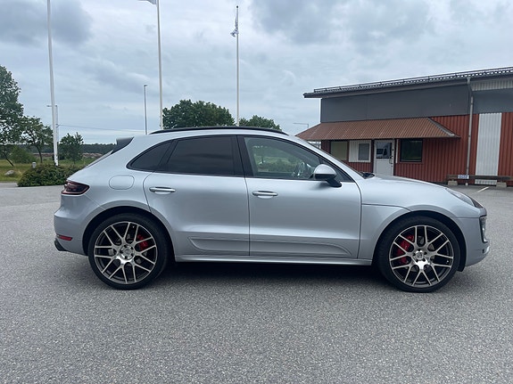 Porsche Macan GTS 5 of 5