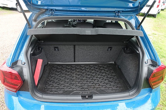 Volkswagen Polo 3 of 5