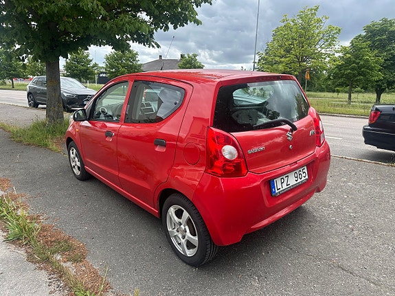 Suzuki Alto 4 of 5