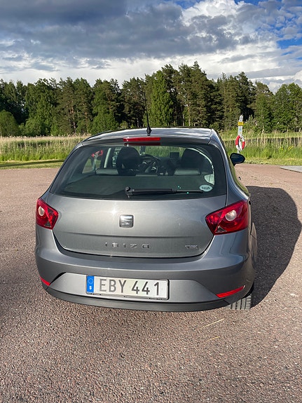 Seat Ibiza 2 of 5