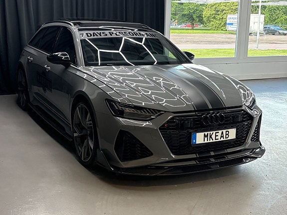 Audi RS6 2 of 14