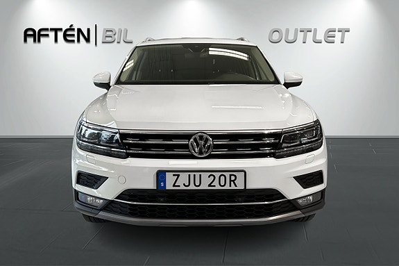 Volkswagen Tiguan Allspace 3 of 5