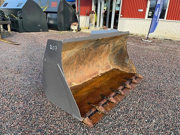 Grusskopa / Jordskopa Bucket Volvo L25 L20 3 of 5