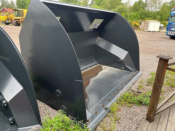 High tip bucket / Högtippande Skopa Volvo 3 of 5