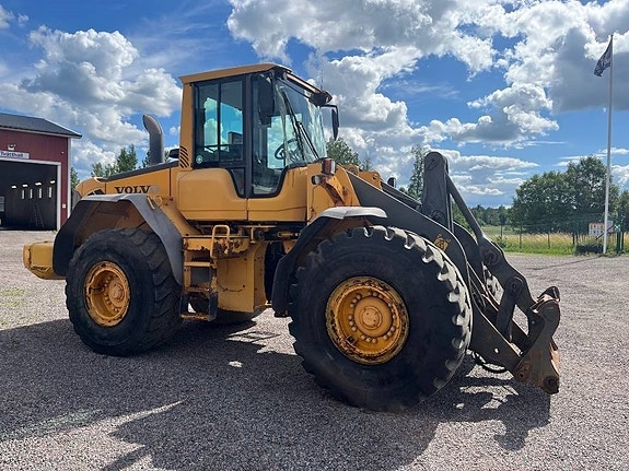 Volvo L 110 F 4 of 5