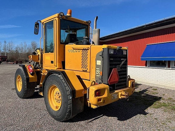 Volvo L 50 E 3 of 5