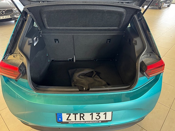 Volkswagen ID.3 5 of 5