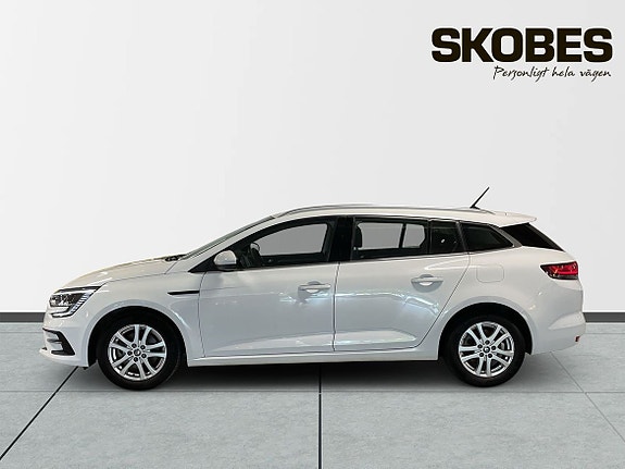 Renault Megane E-Tech 4 of 19