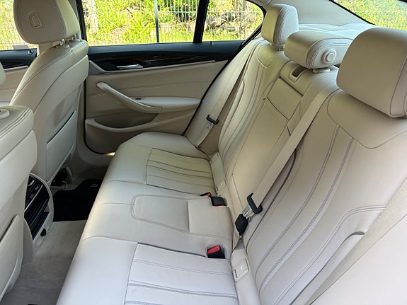 BMW 520d 7 of 15
