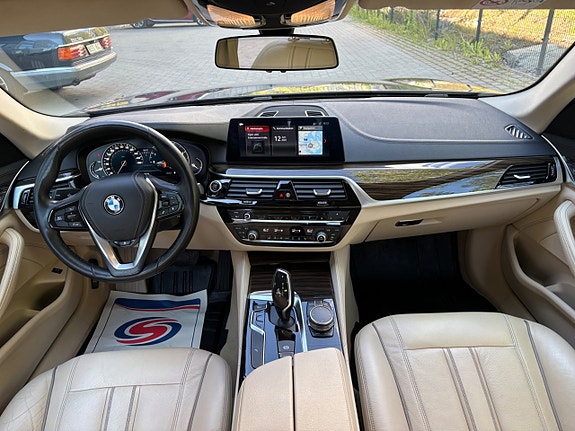 BMW 520d 8 of 15